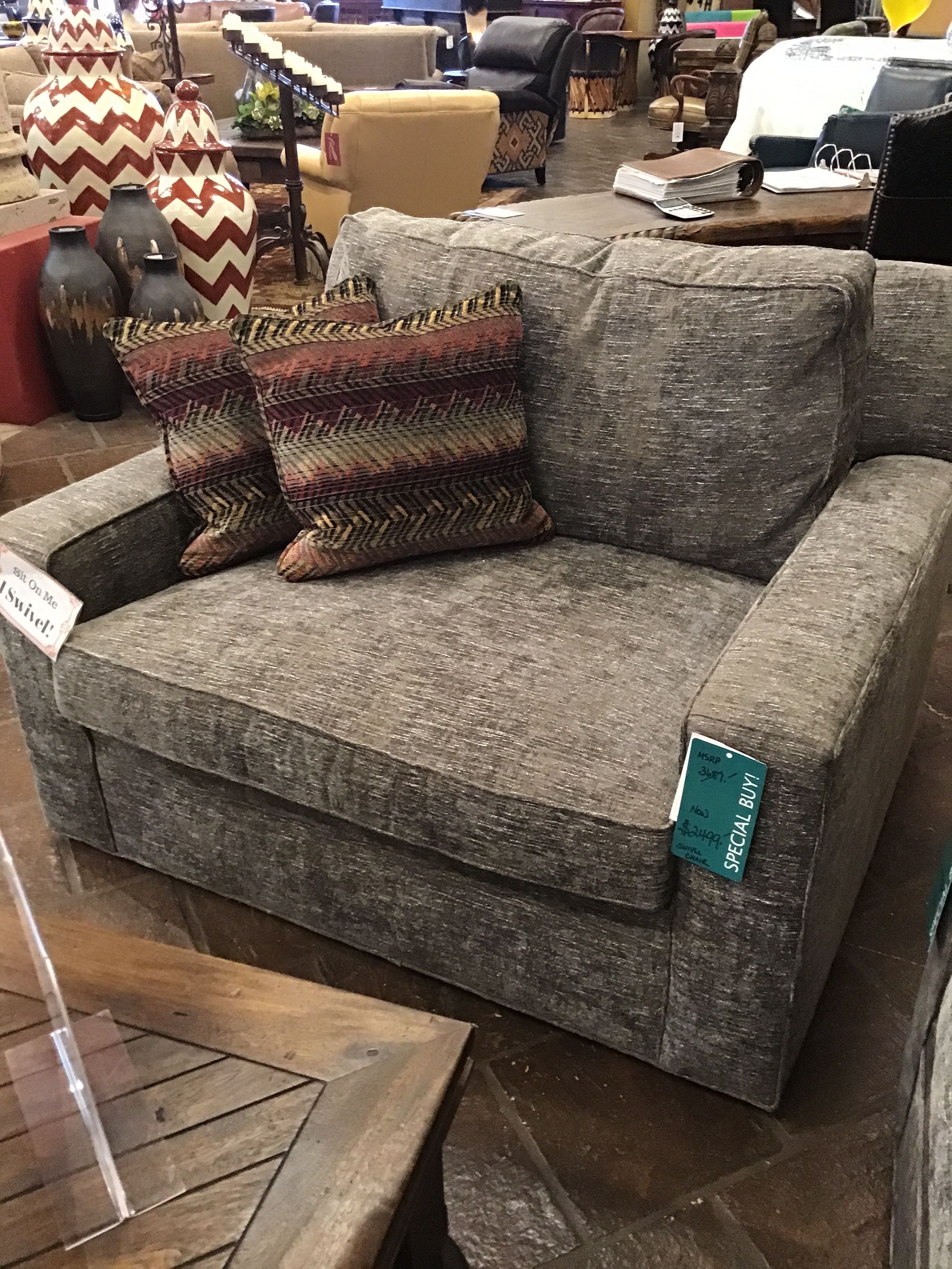 Home Terrain Swivel Chair Chair & 1/2 2 Pillows D-9637-89