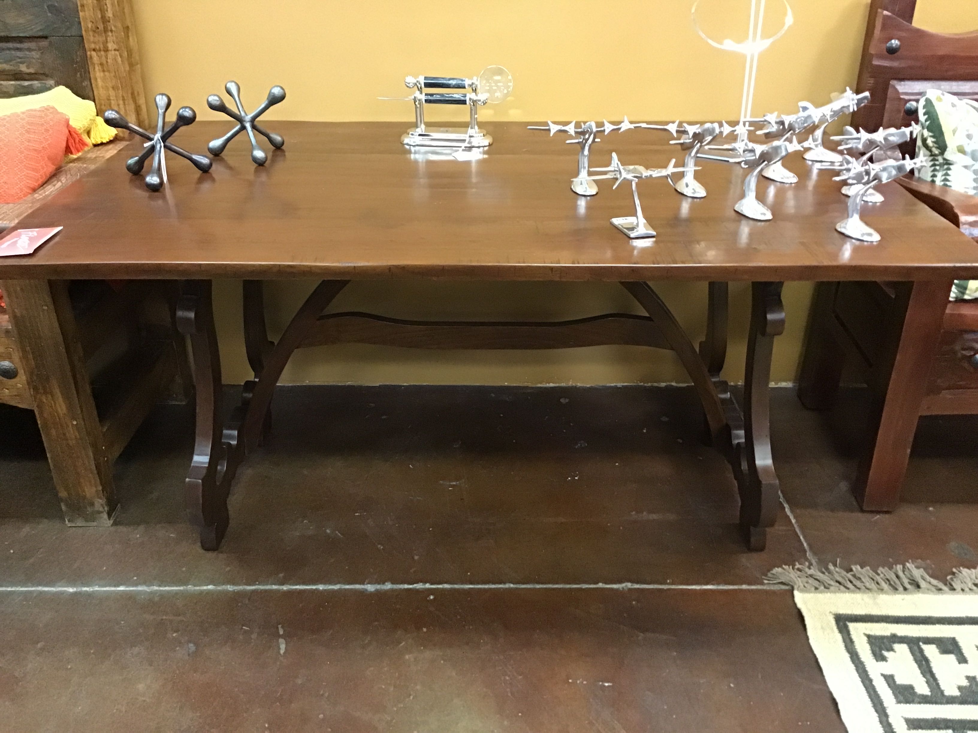 Calambac Dining Table Walnut