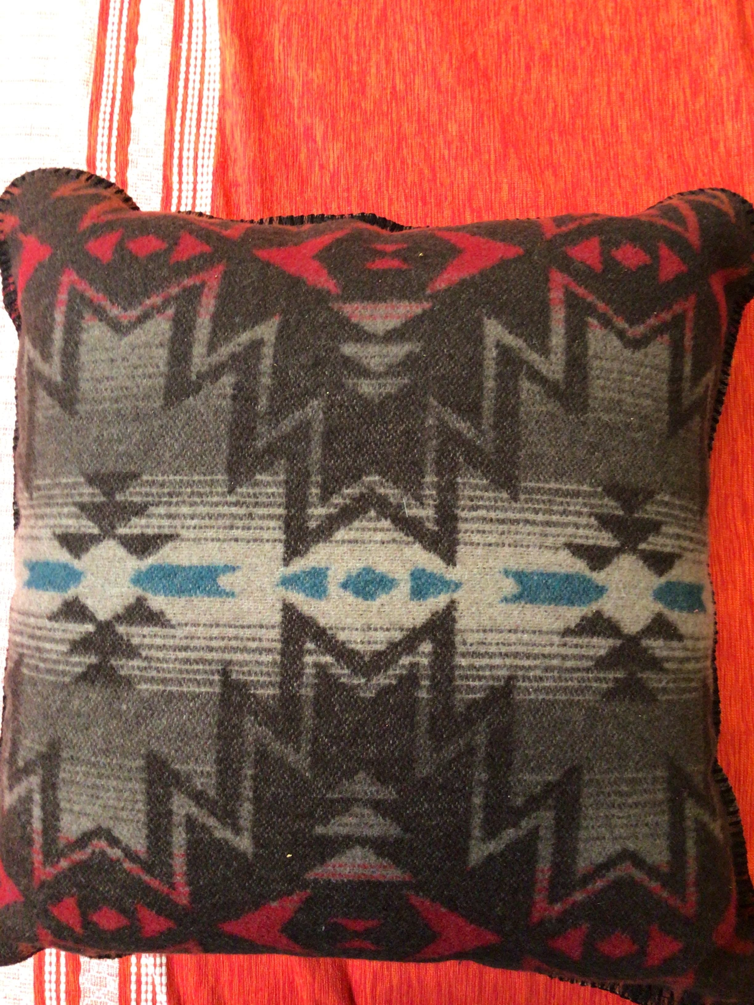 Pillow LUMINARIA II BL Stitch-Black 20x20