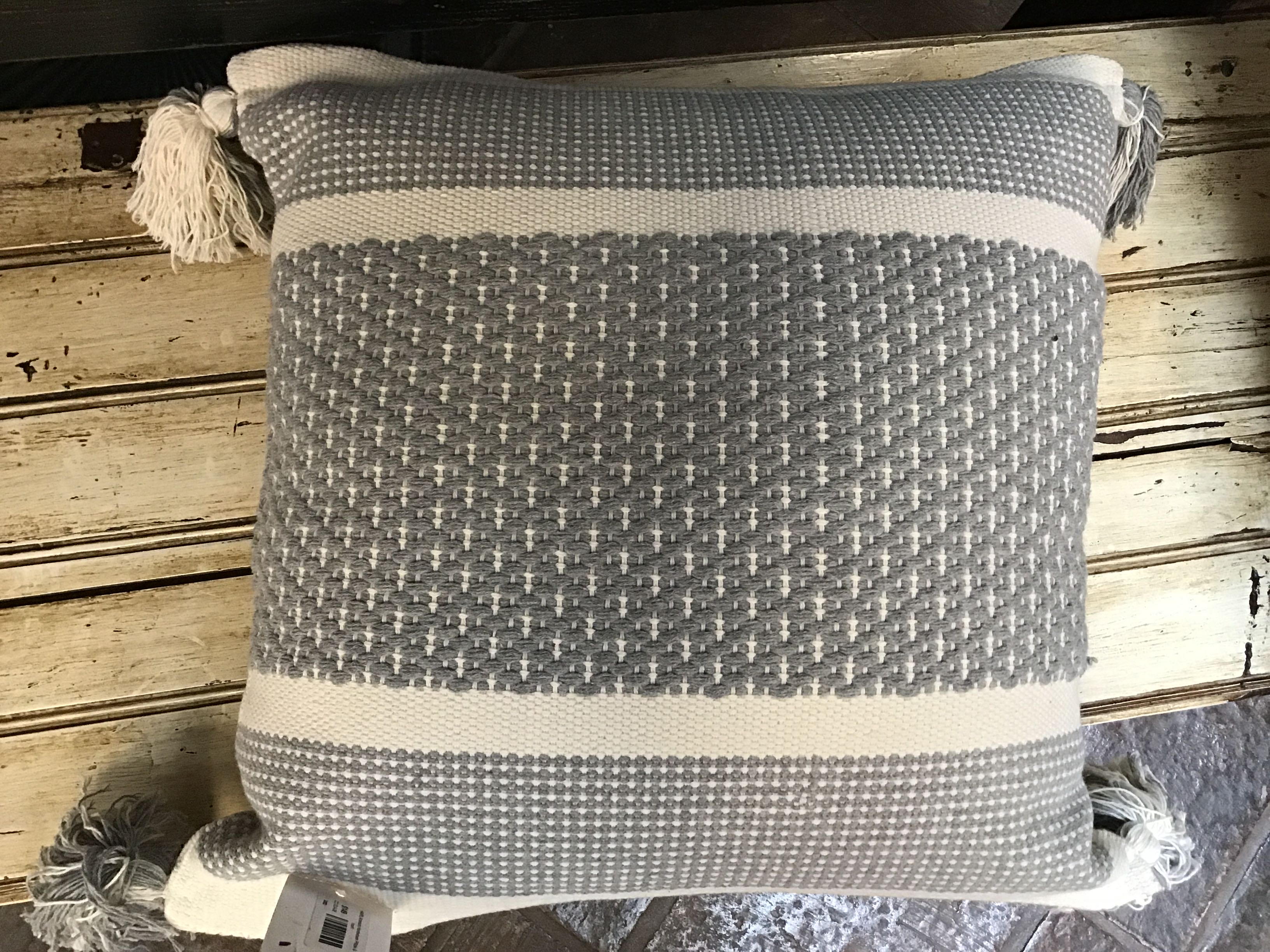 Accessory Handwoven Pillow & Insert