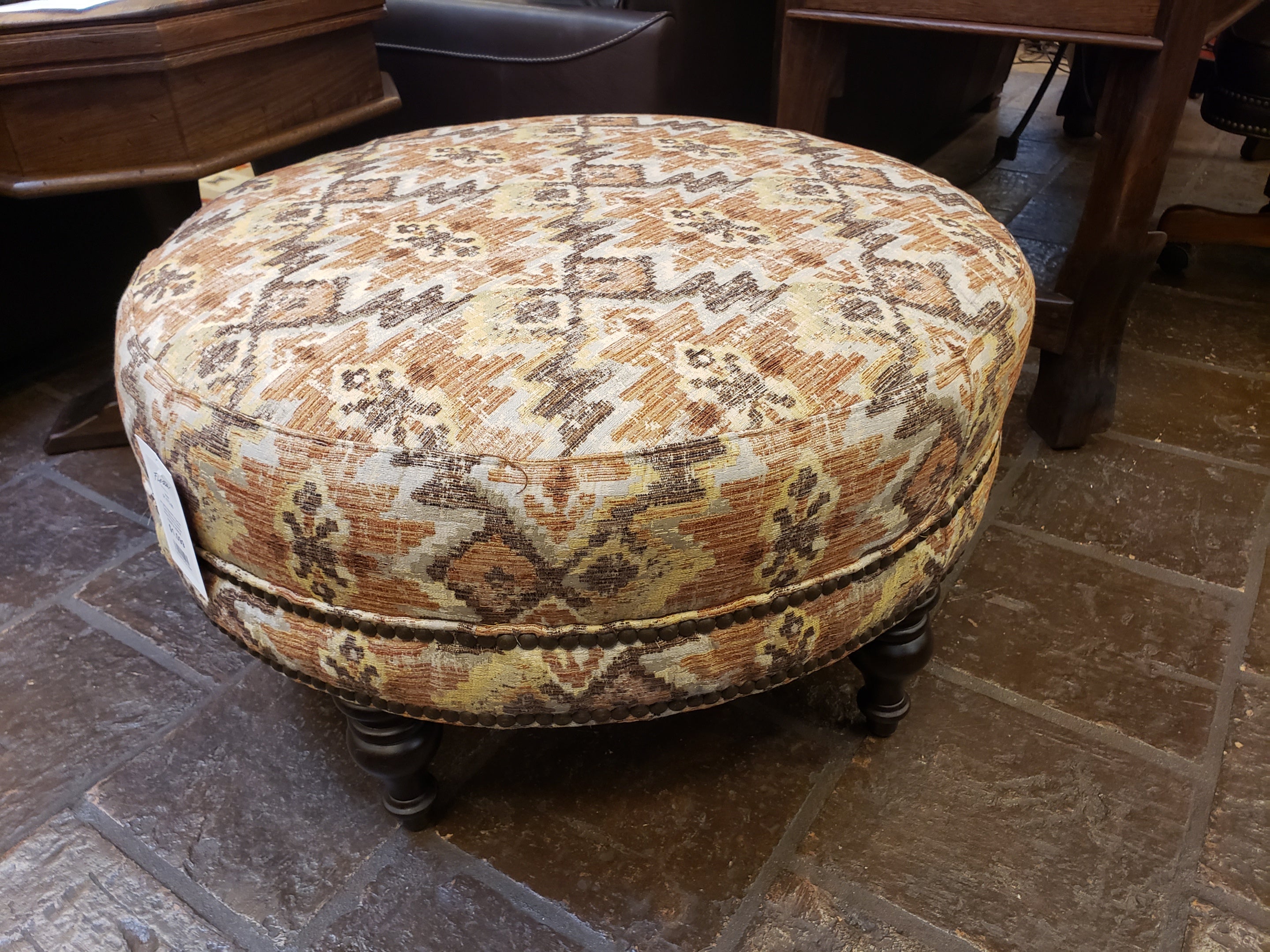 9 Series Ottoman Table Ottoman Fabric 36 Round Fabric Inaya Pecan Wood Espresso Nails Antique