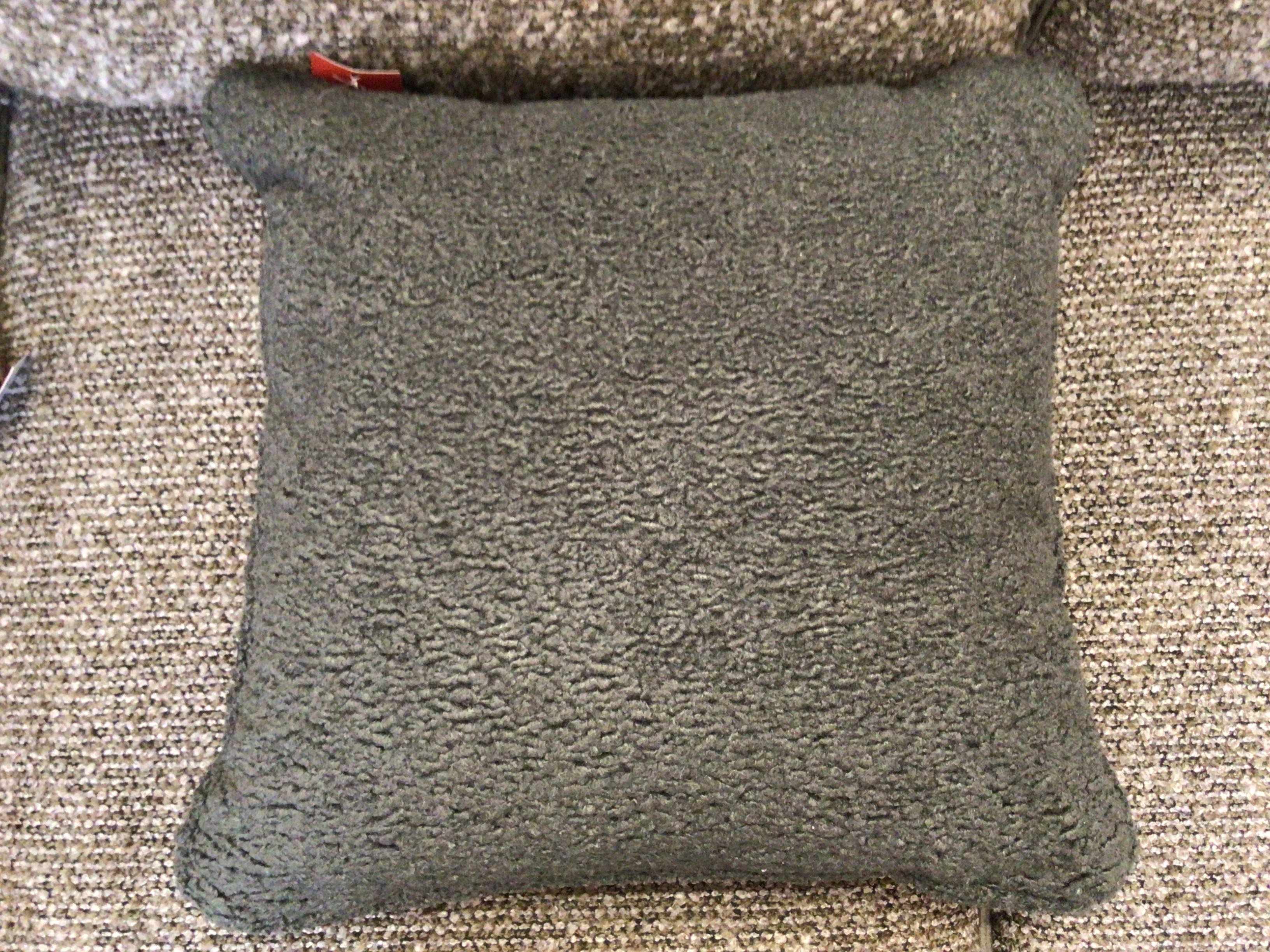 Pillow 20x20