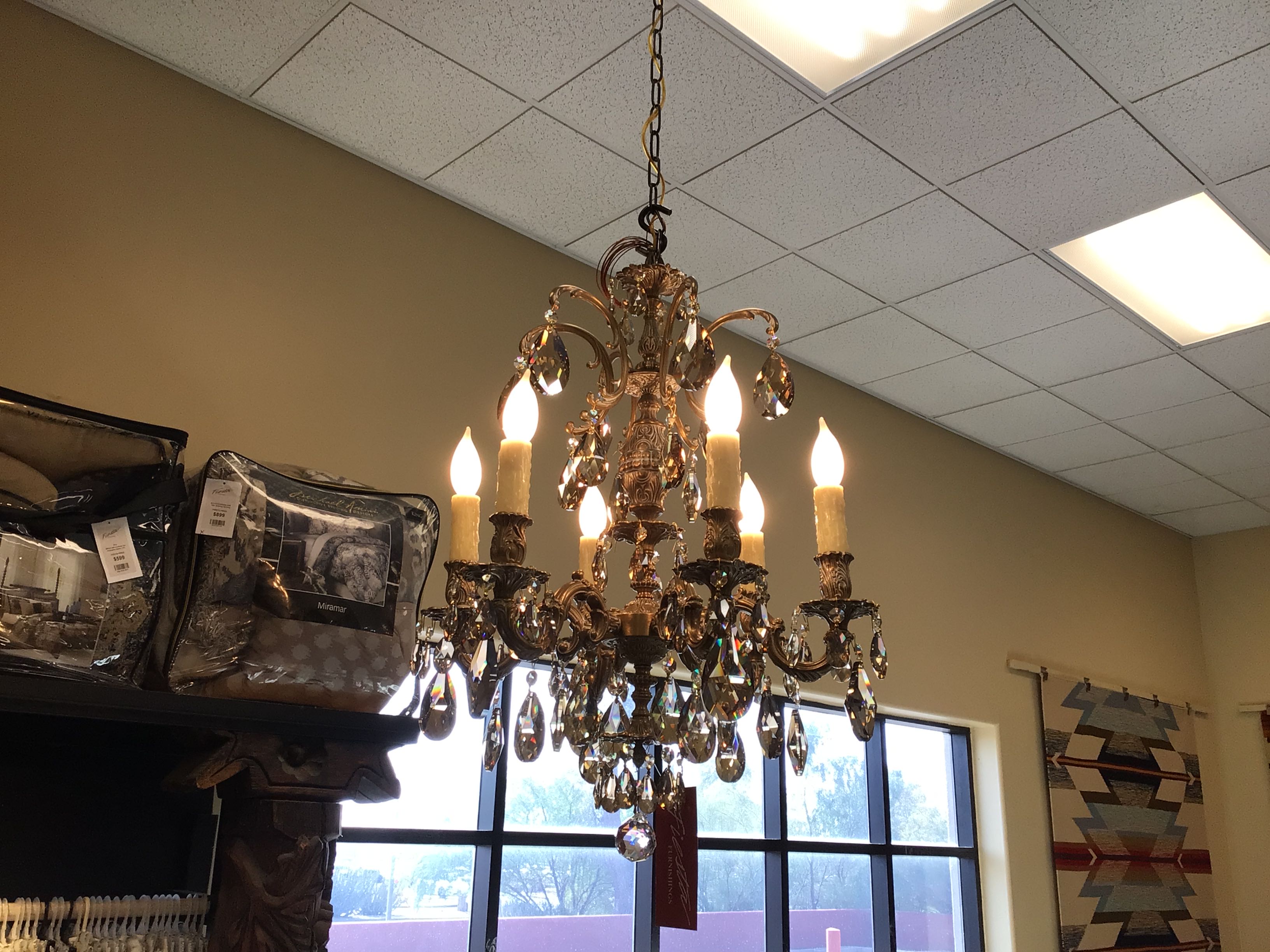 Chandelier Marlena 6 Light 18X25 Antique White