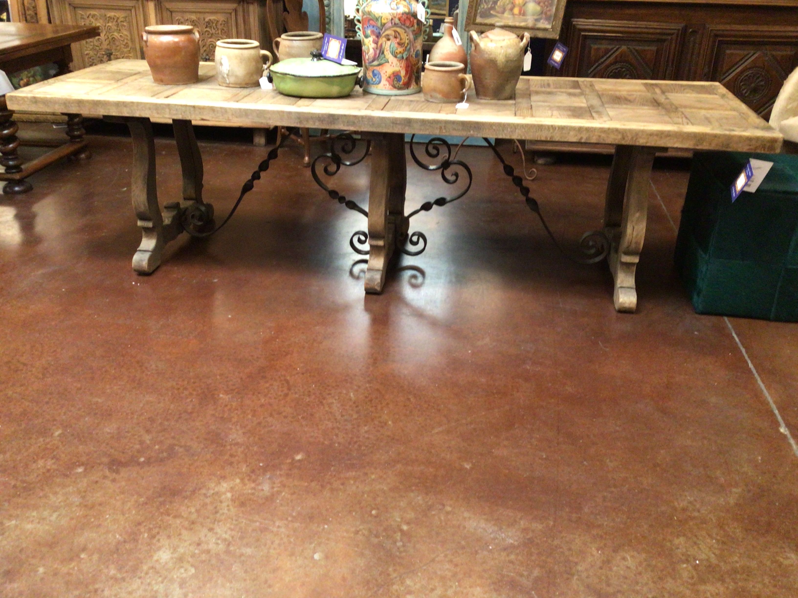 Table Circa 1900