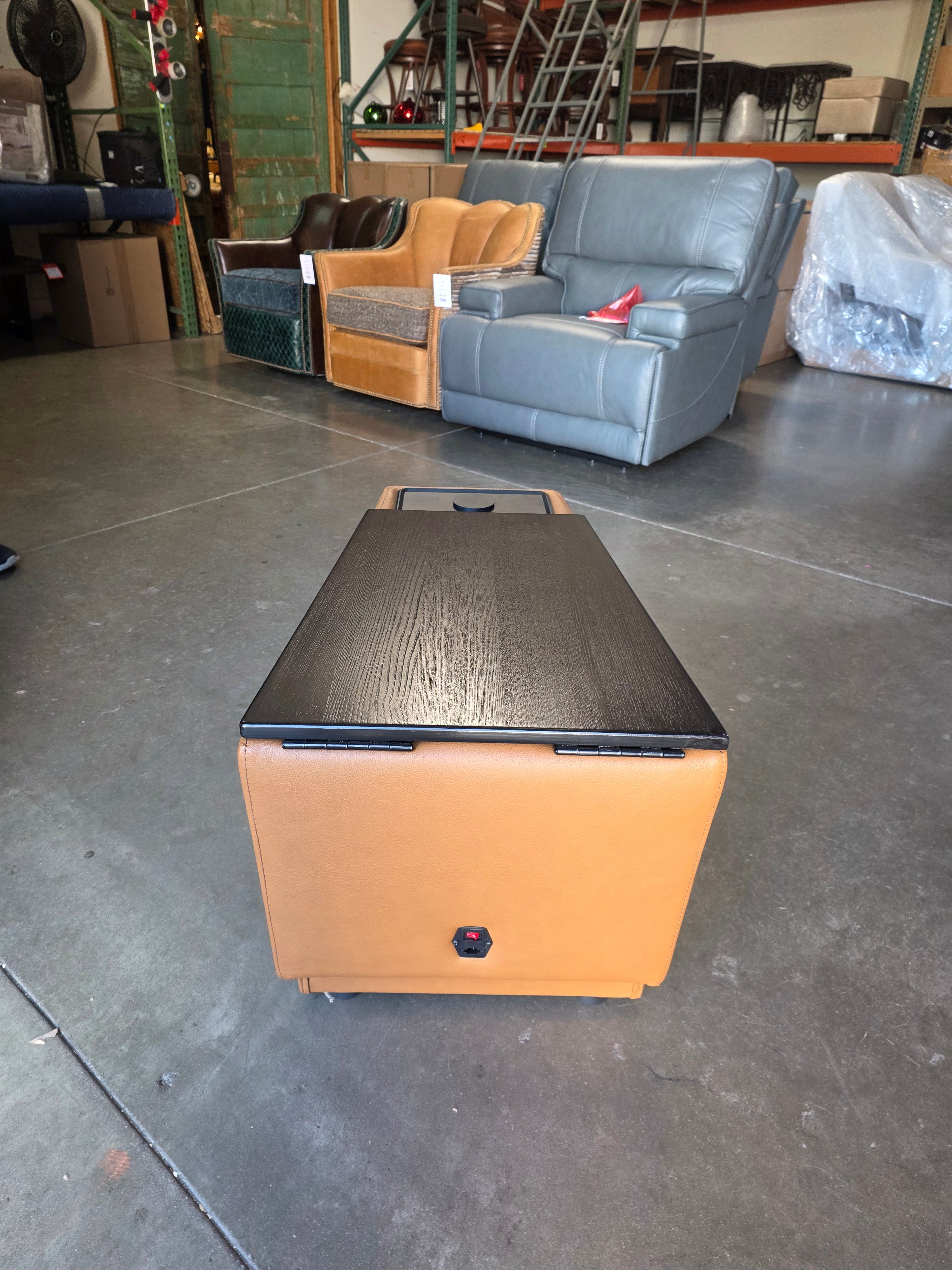 Phoenix Wedge Console with Wireless Charger