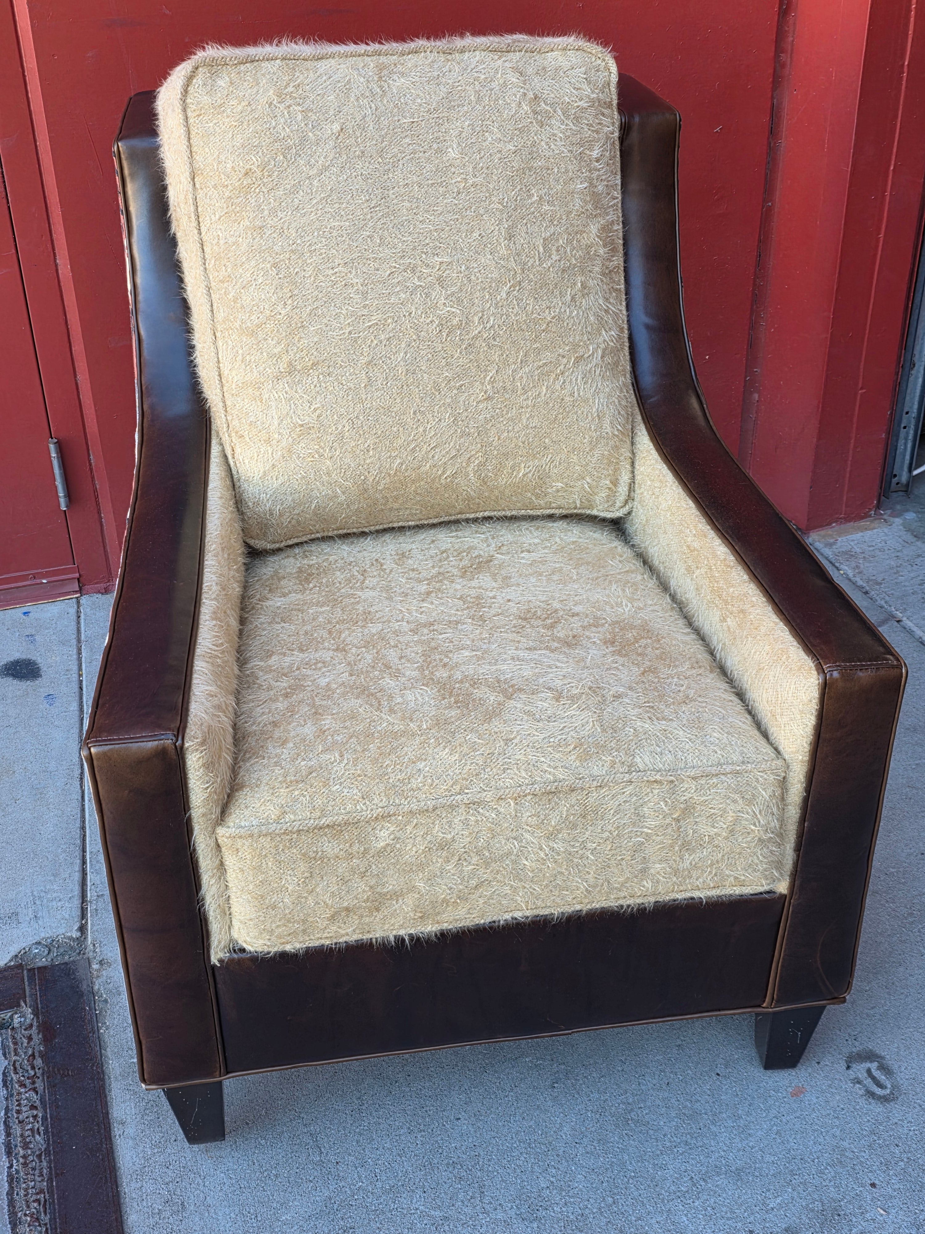 Chair Leigh