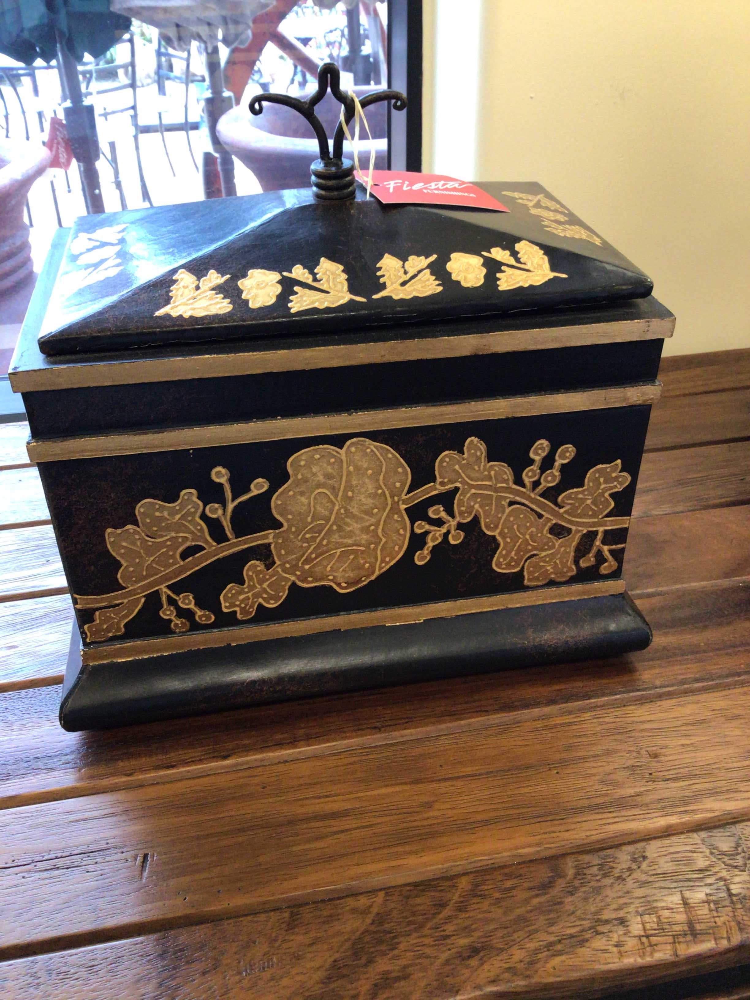 Box Rectangular Lacquer Black/Gold