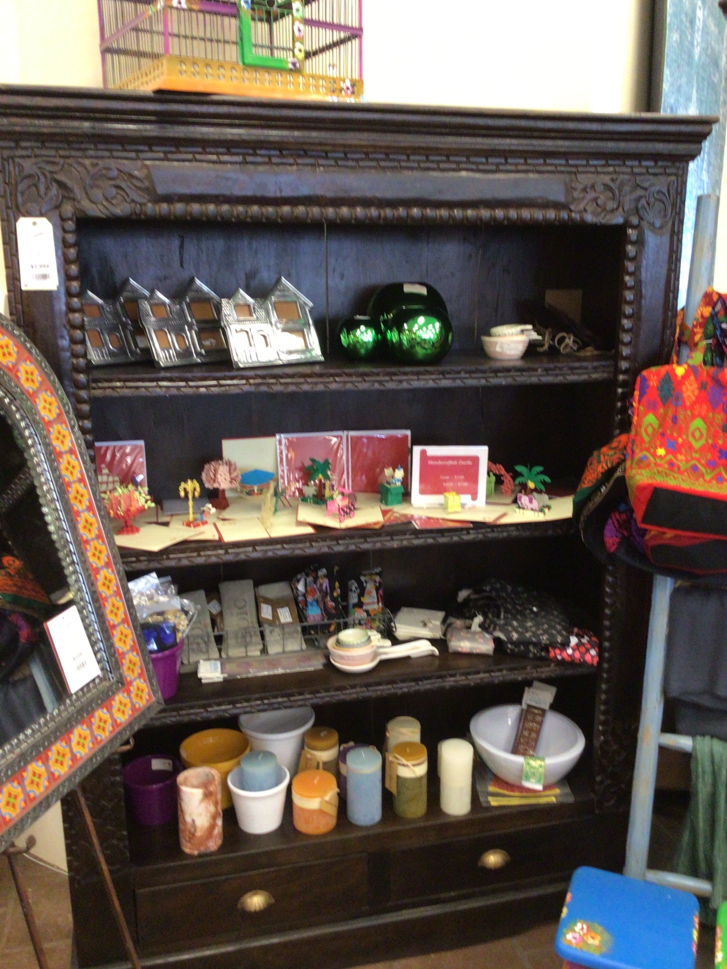 Librero 2 Drawer With 3 Shelves