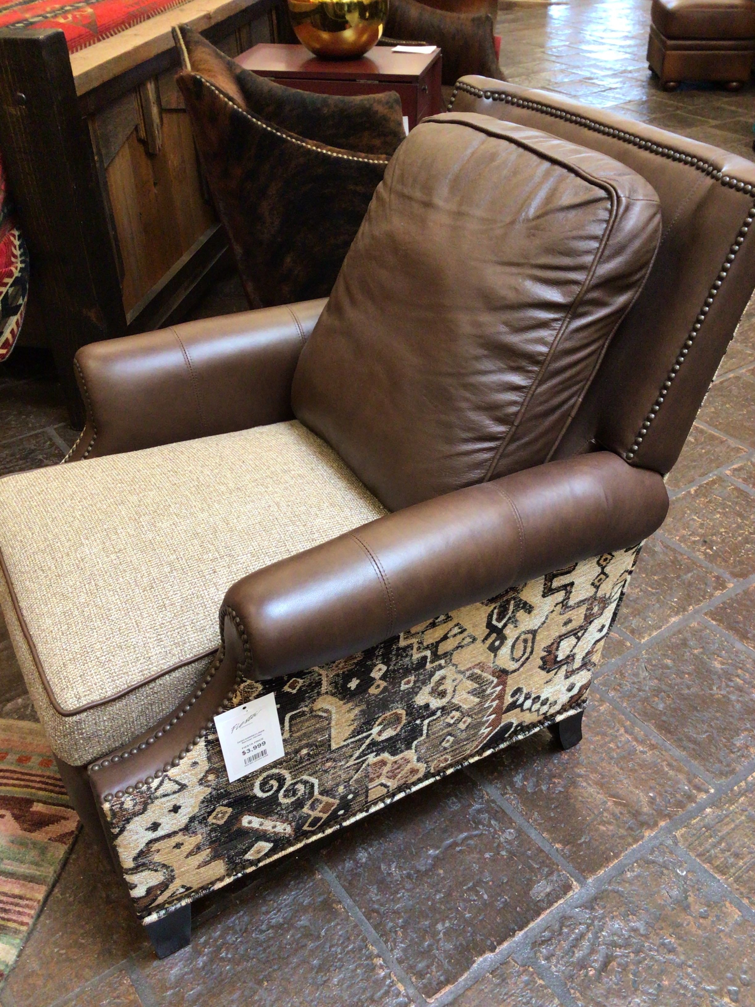 Recliner Henley Valet Bran/Tobacco Peyote Earth/Apogee Tobacco