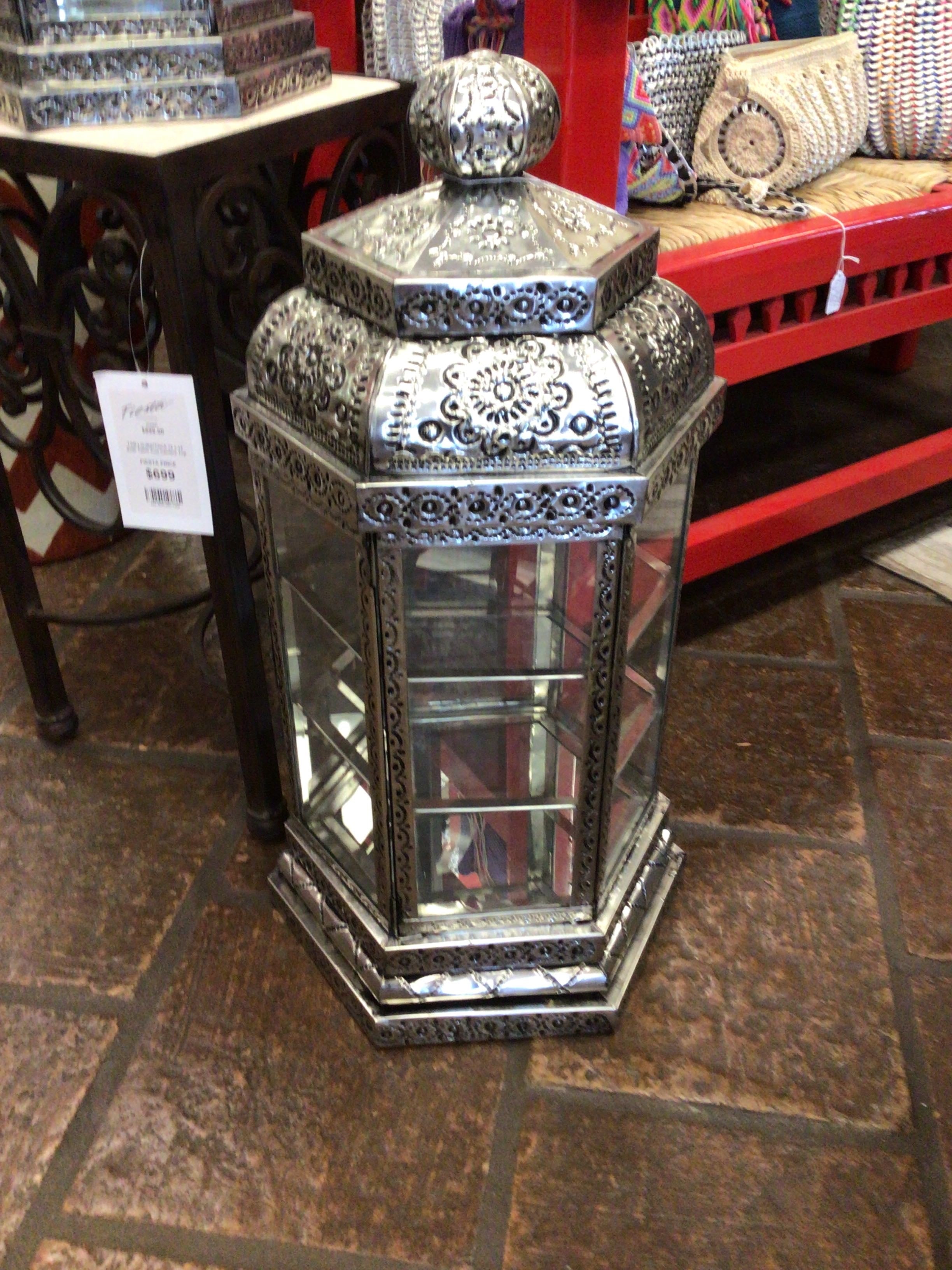 Display Case 65CM