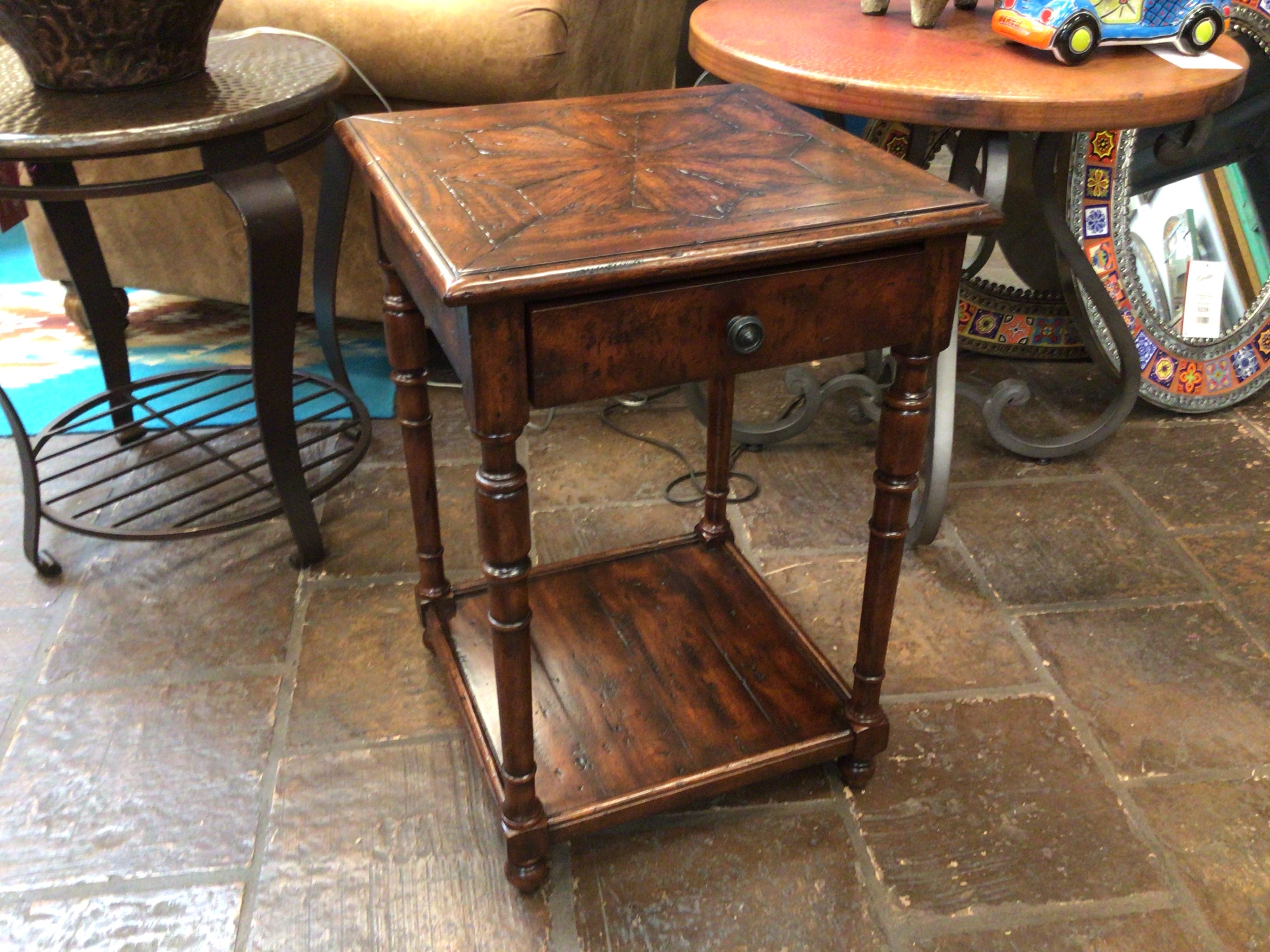 Castle Bromwich Side Table Ida's 18x18x26