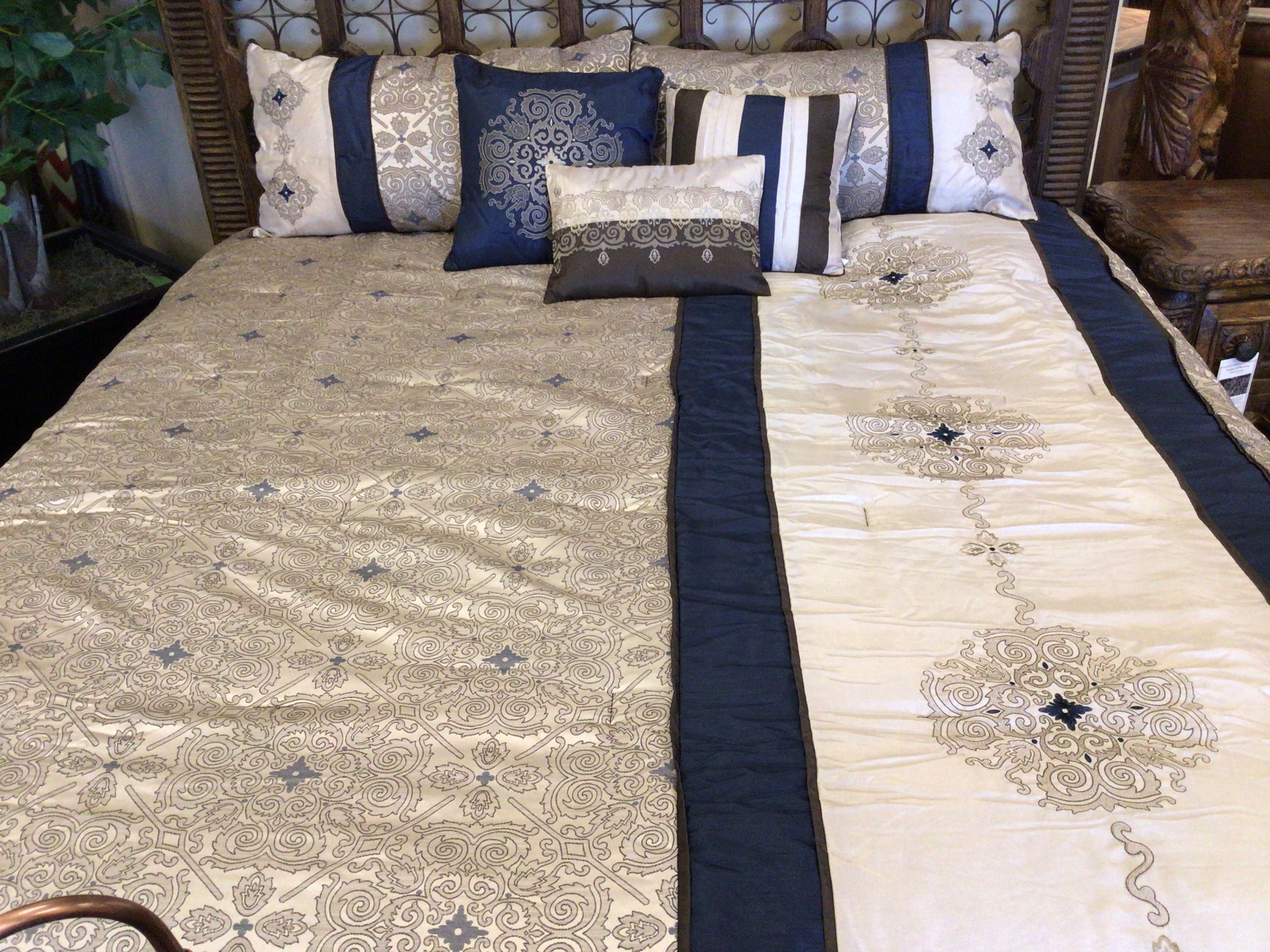 Madison Park Comforter Set W/Throw Donovan 7 Piece Jacquard King Navy