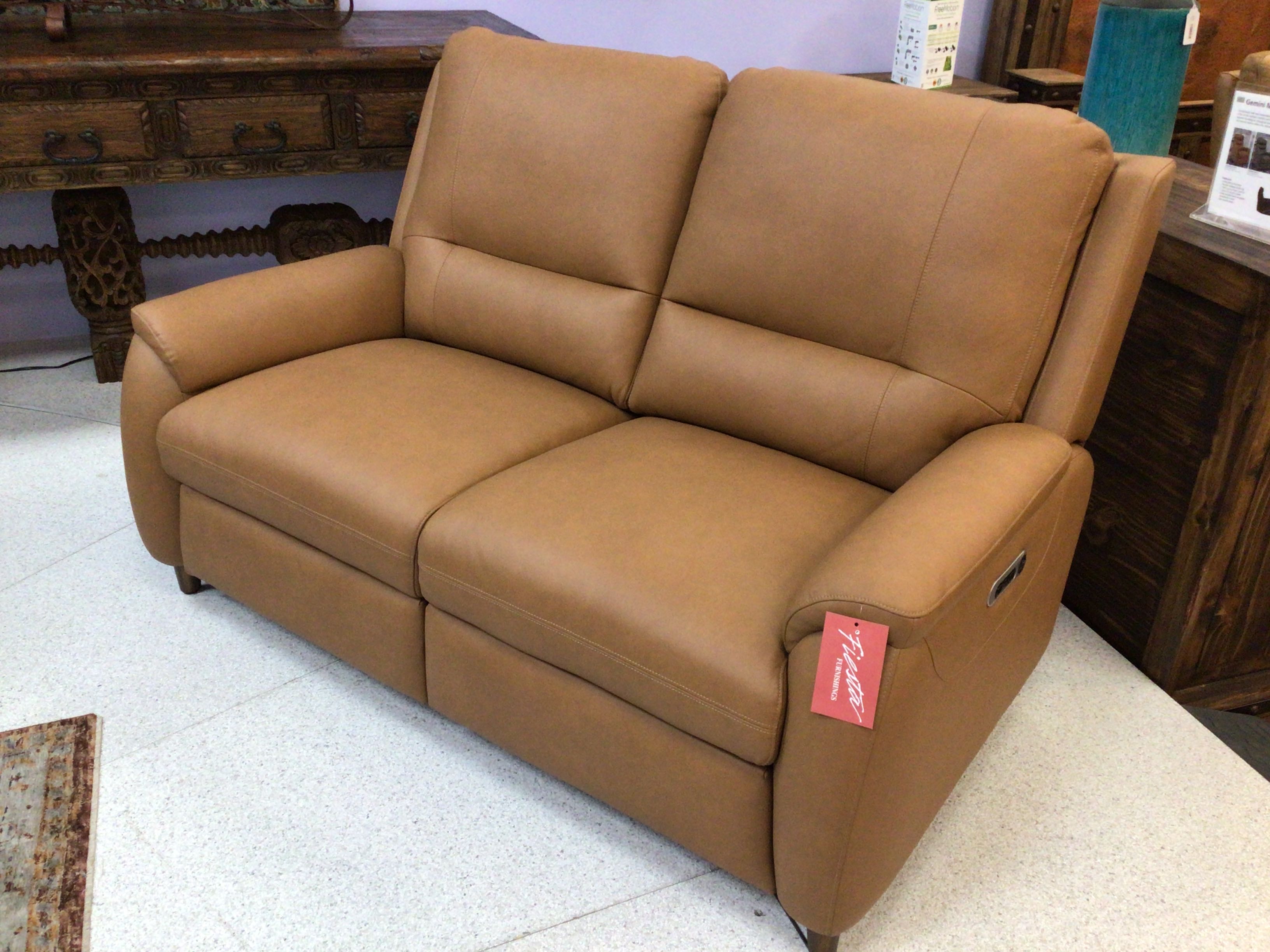 Power Loveseat P2