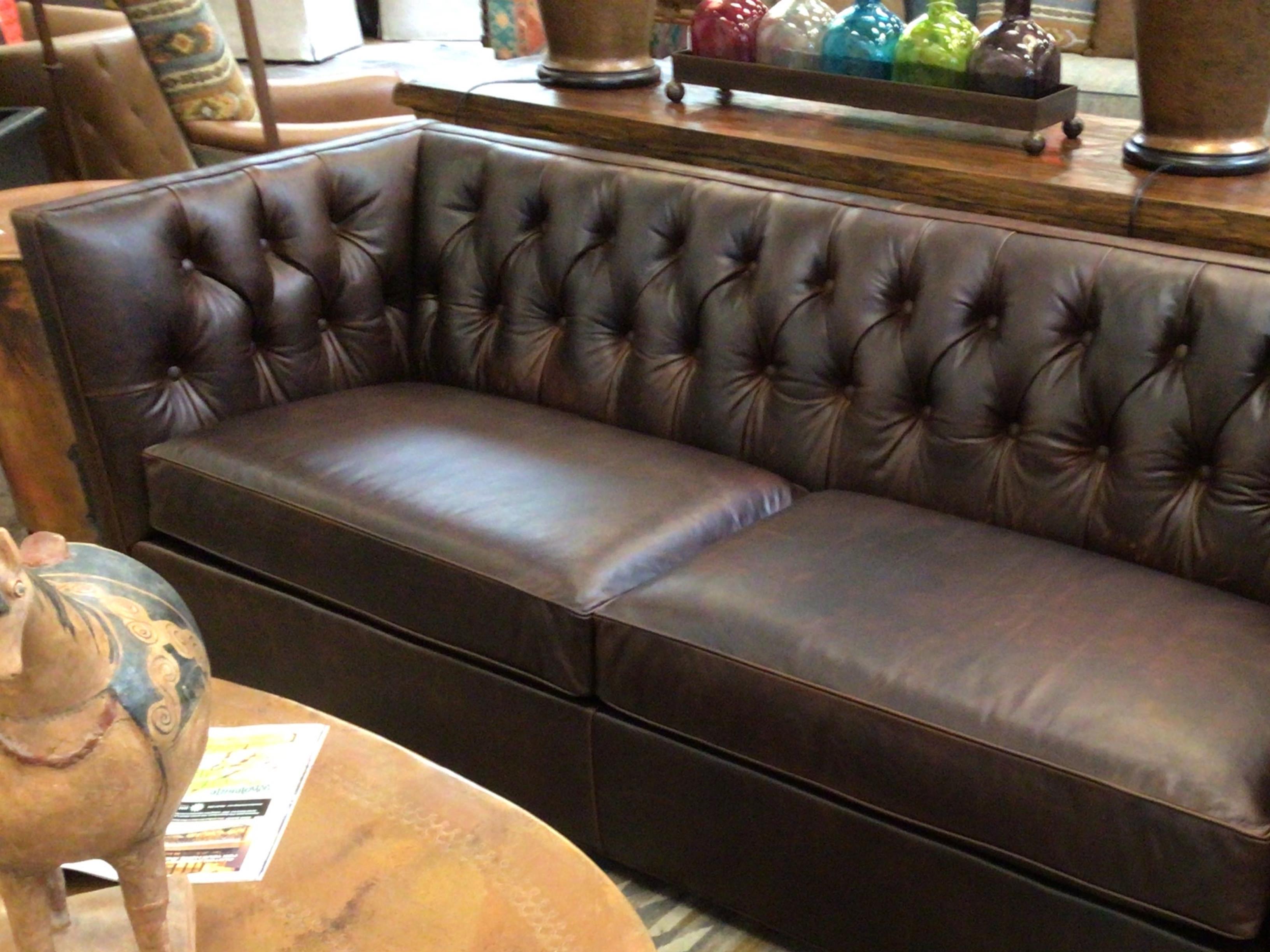 Sofa Tuft