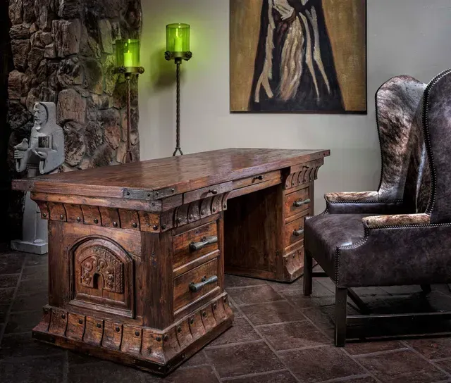 A Jason Scott desk with a western office chair at Fiesta Furnishings. 